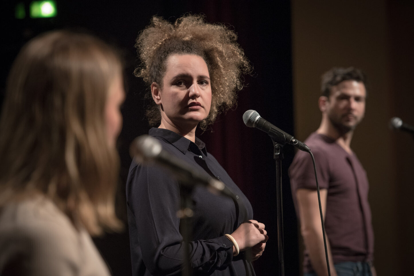 Photo d'une représentation des « Monologues méditerranéens ». Photo : Luca Abbiento