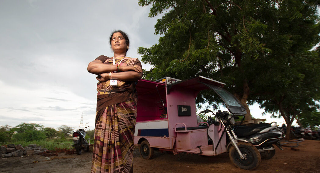 Portrait einer Teilnehmer*in eines Projekts von COROAT in Indien.